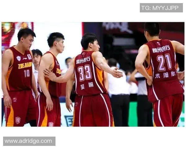 深圳排球队以79分领跑总决赛积分榜展现强大实力